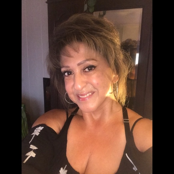 Meet your Posher, Ninfa - Picture 1 of 1